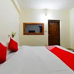 Oyo 13710 Home Cozy 1Bhk Aleo Manali